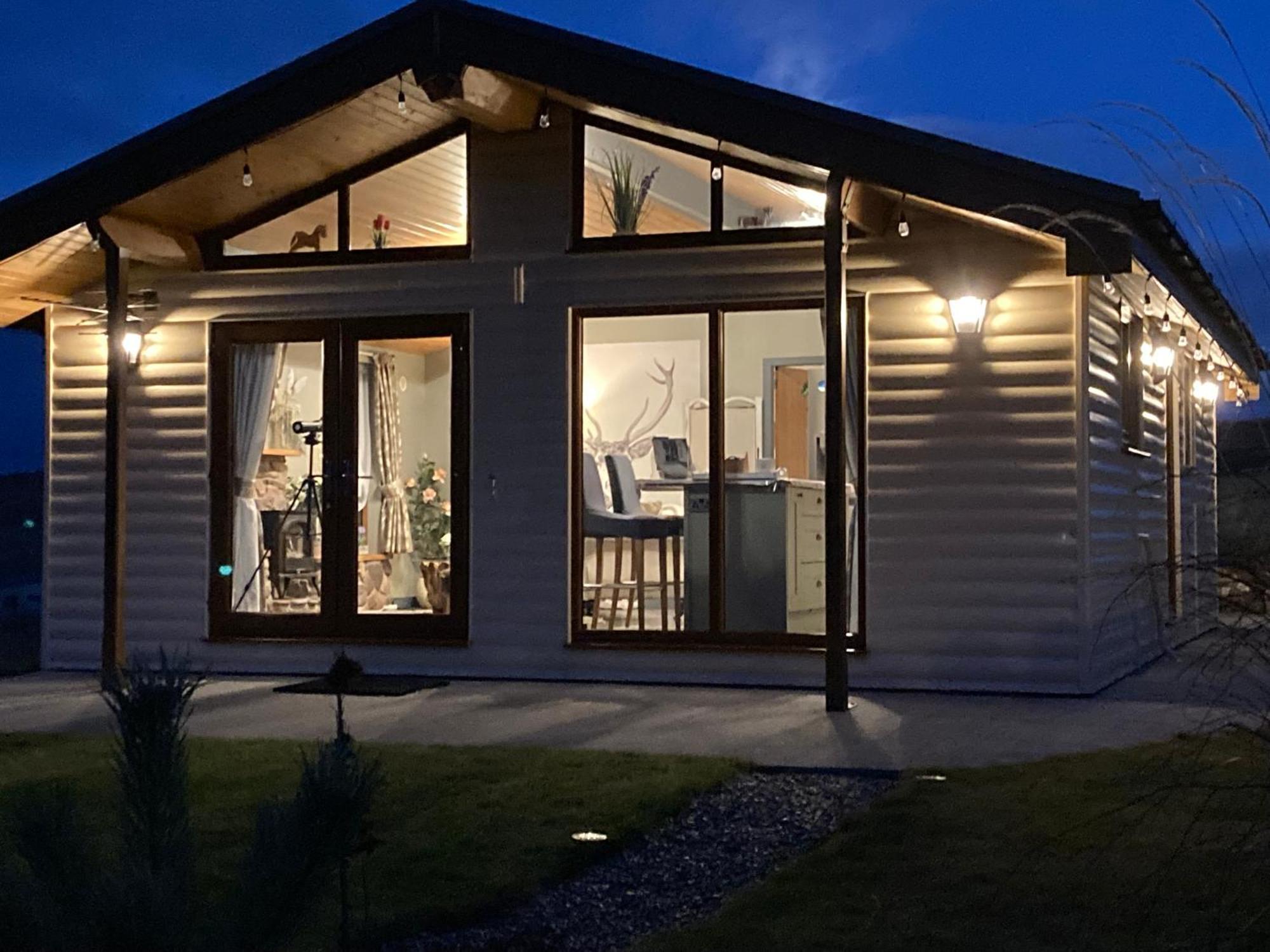 West Horizon Holiday Cottage Lochinver Exterior photo